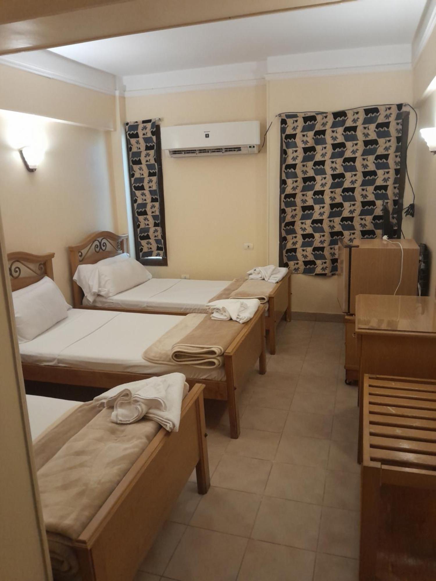 Applicators Hotel Abu Simbel Buitenkant foto
